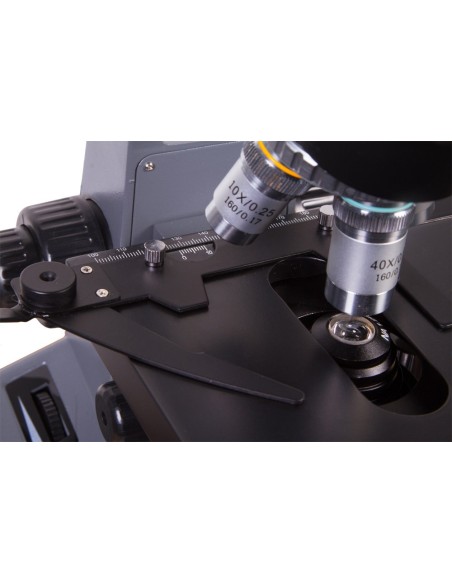 Microscopio trinoculare Levenhuk 740T