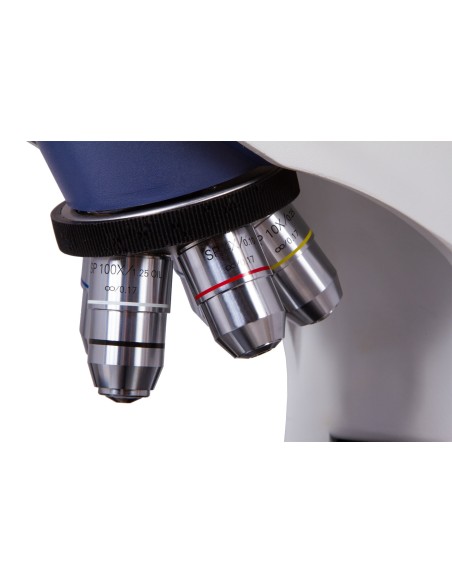 Microscopio trinoculare Levenhuk MED 30T