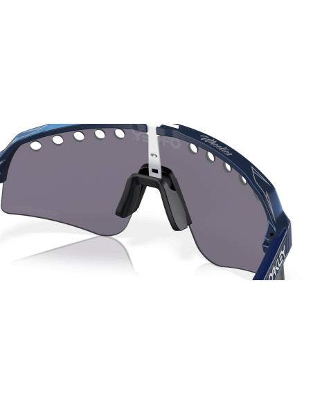 0OO9465__946528__P21__shad__al4