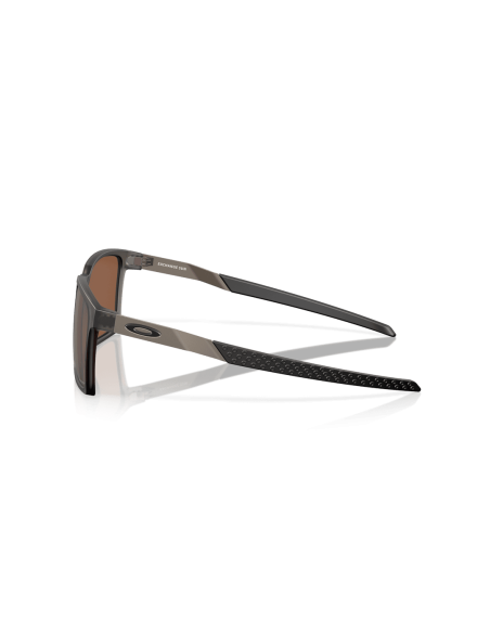 0OO9483__948302__P21__shad__lt