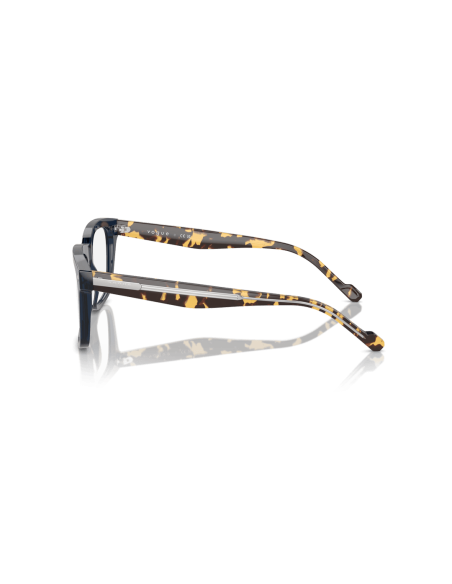 0VO5572__3143__P21__shad__lt