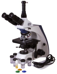 Microscopio trinoculare Levenhuk MED 35T 2