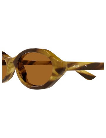 889652642000