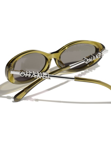 Occhiali ovali da sole Chanel CH5565 1742/3 54 | Isolani Boutique