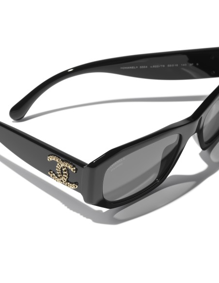 Occhiali rettangolari da sole Chanel CH5554 C622T8 55 | Isolani Boutique