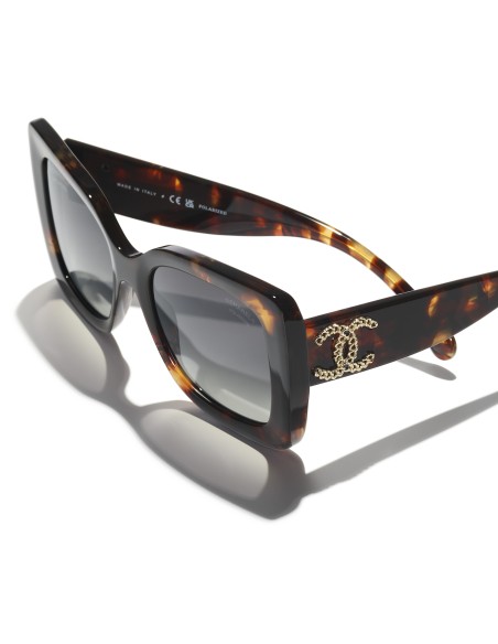 Occhiali quadrati da sole Chanel CH5555 1818S8 53 | Isolani Boutique