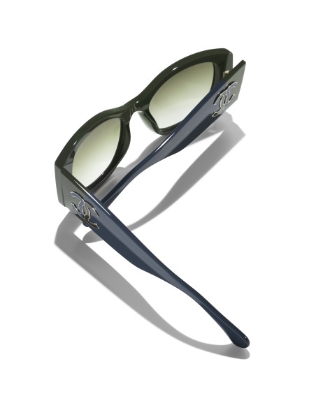 Occhiali ovali da sole Chanel CH5524 1825E1 53 | Isolani Boutique