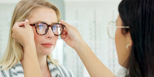 Come scegliere le lenti da vista: guida completa e professionale