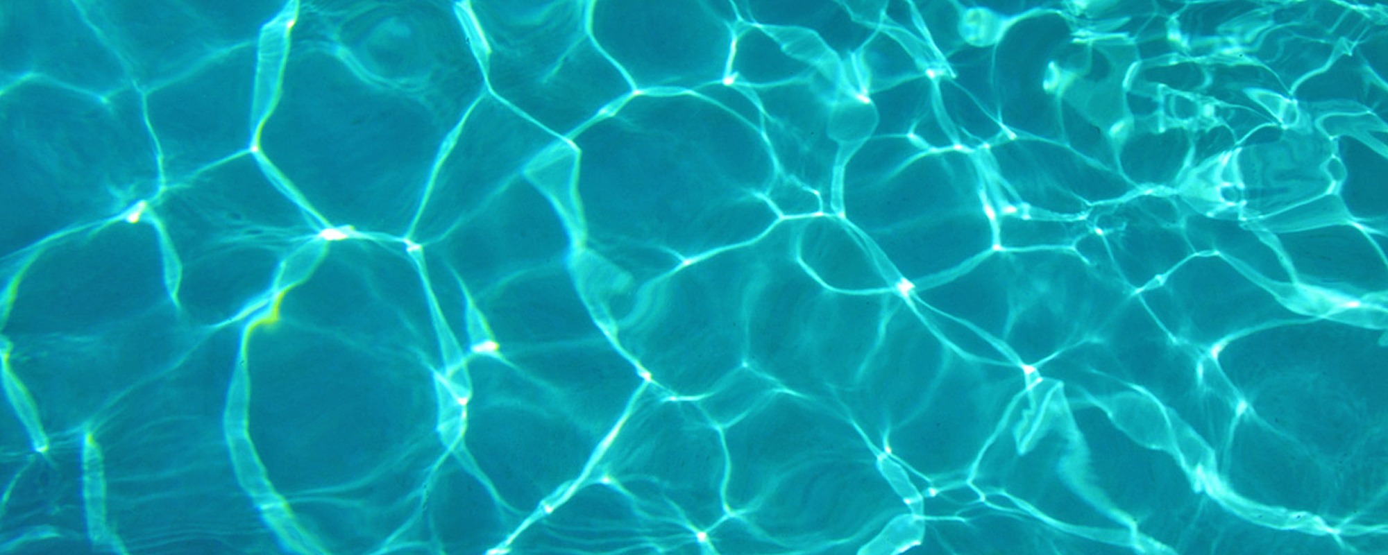 Vedere bene in acqua: occhialini da nuoto e maschere subacquee graduate